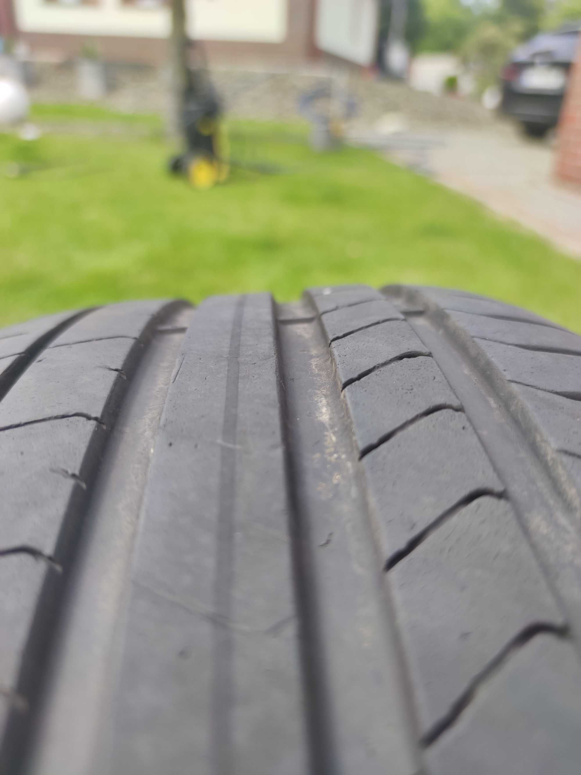 Opony Pirelli P ZERO 245/40 i 275/35 R19