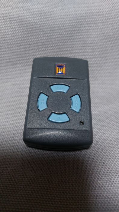 Пульт для воріт HORMANN