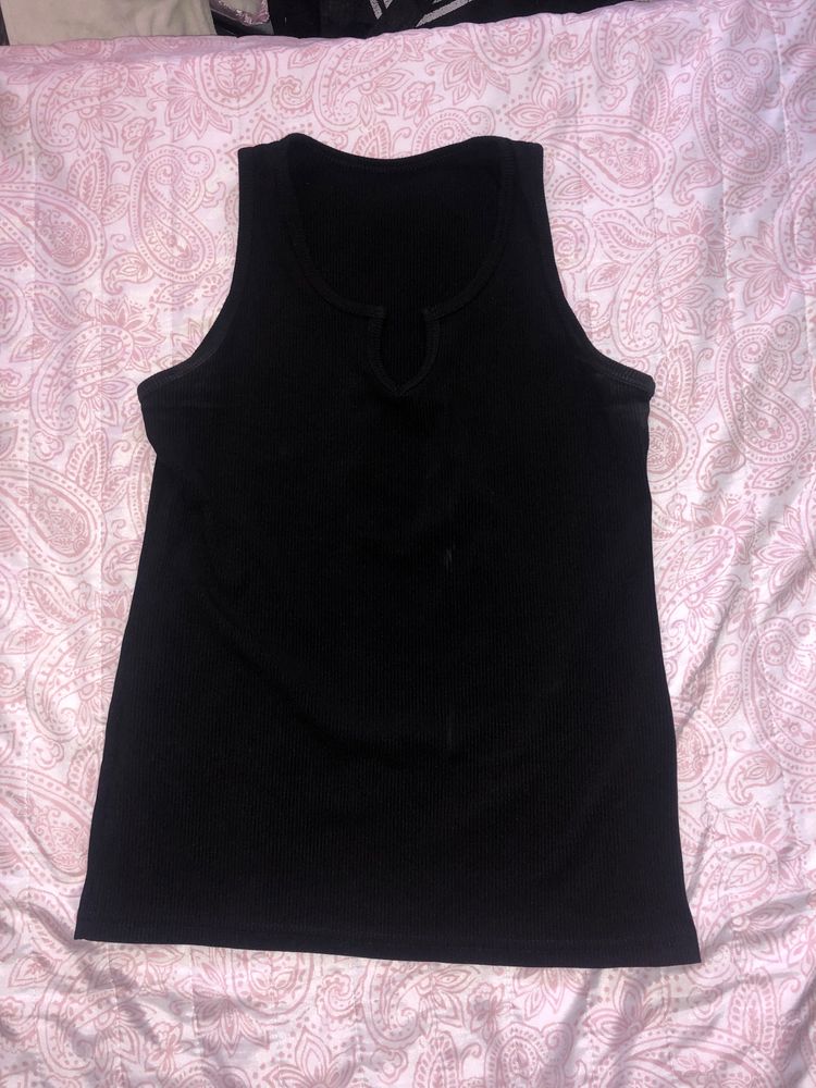 Tops preto e branco tamanho L