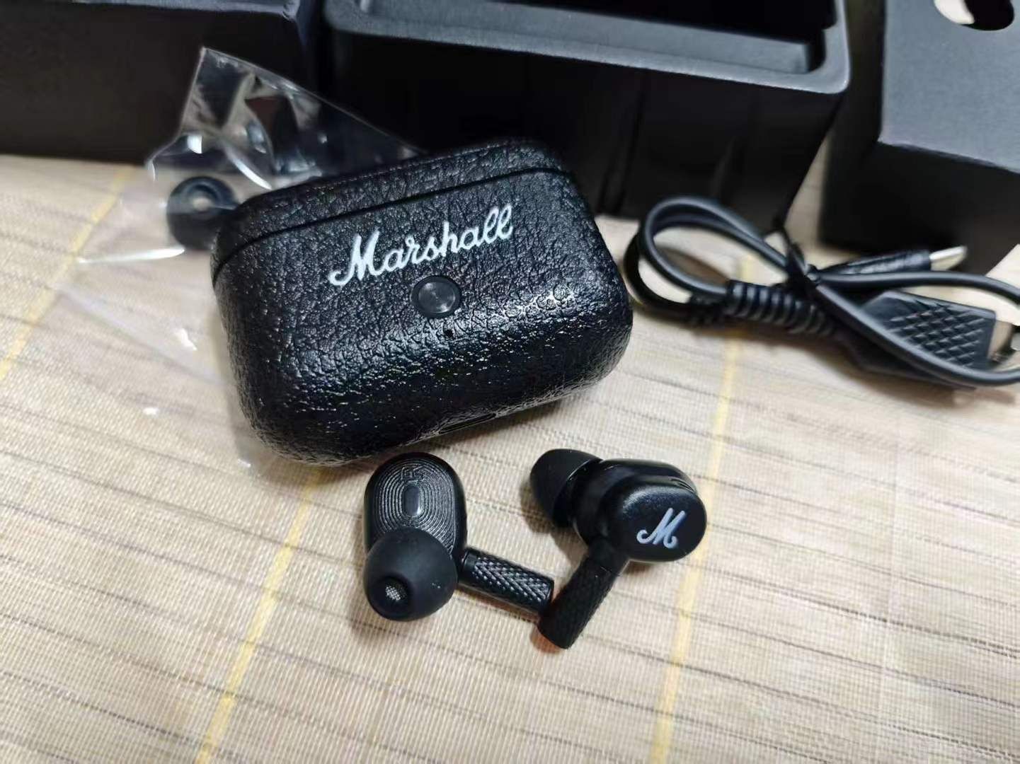 Вакуумні навушники Marshall Motif II ANC