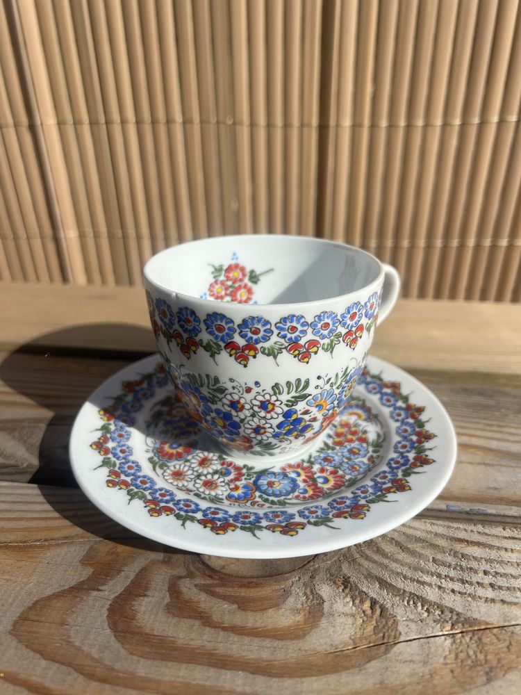 Cepelia Opole filiżanka ze spodkiem porcelana recznie malowana
