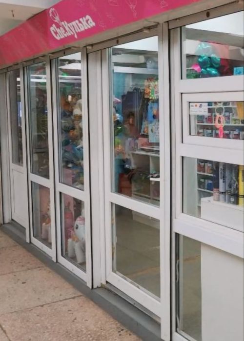 Продам бізнес у центрі Чернігова.