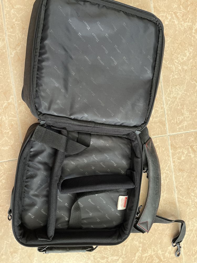 Mala de portatil/manutenção marca Targus