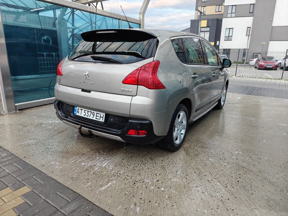 Peugeot 3008 2.0дизель-гібрид