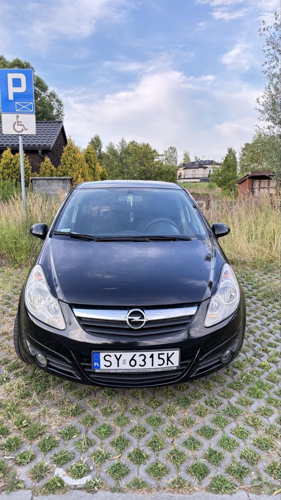 Opel Corsa D 2010 benzyn 1.2 63kw 237000