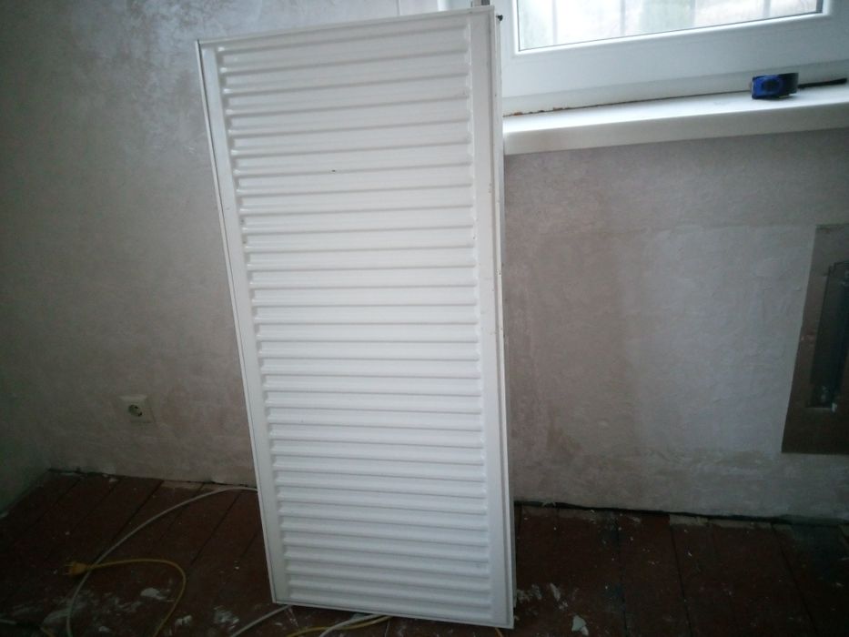 Продам батарею робоча