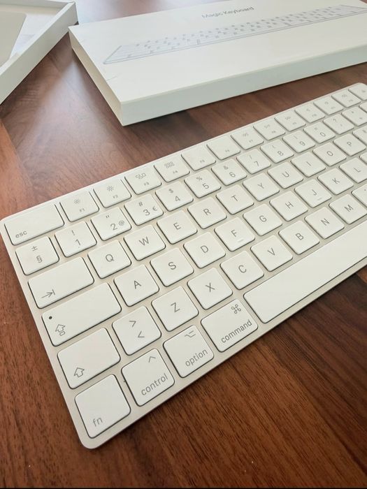 Teclado Apple Magic Keyboard Português