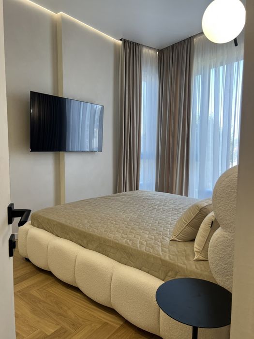 Продам 3 ком кв ЖК Итака 7 ст Фонтана.