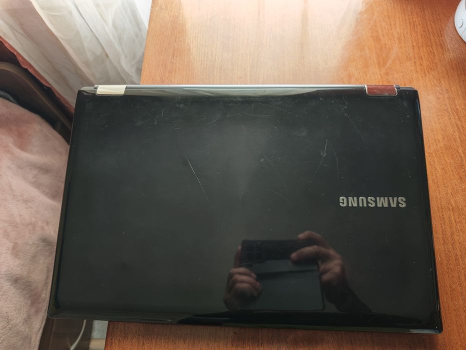 Ноутбук Samsung RF710.  I5