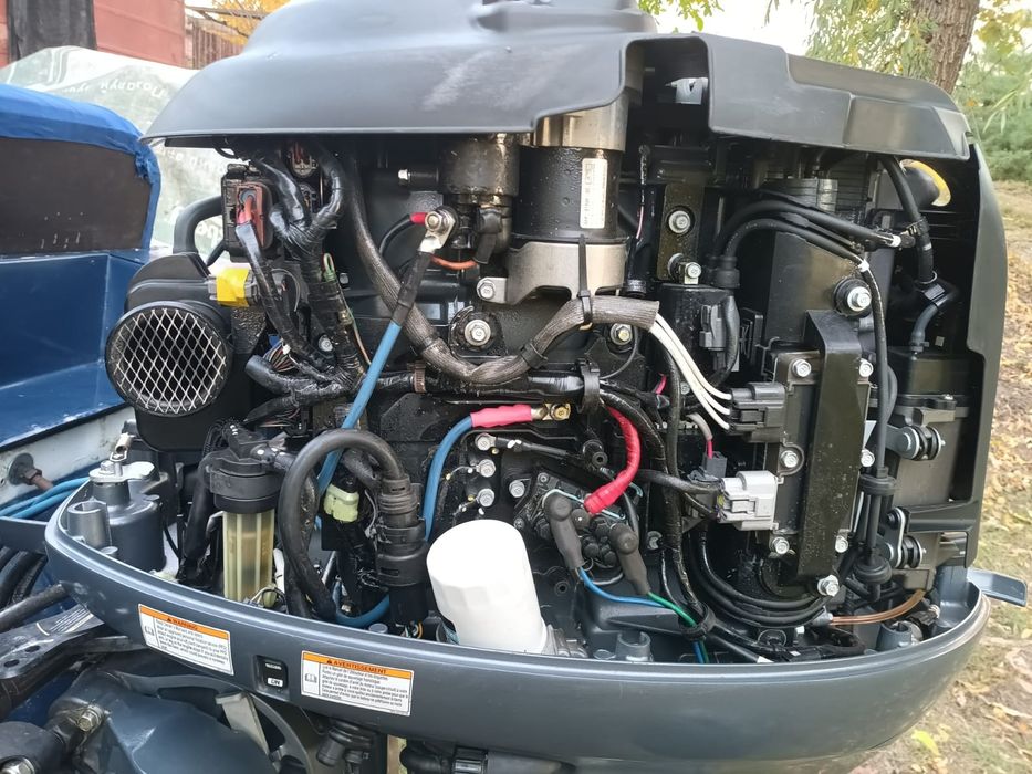 Лодочний  мотор Yamaha 100.