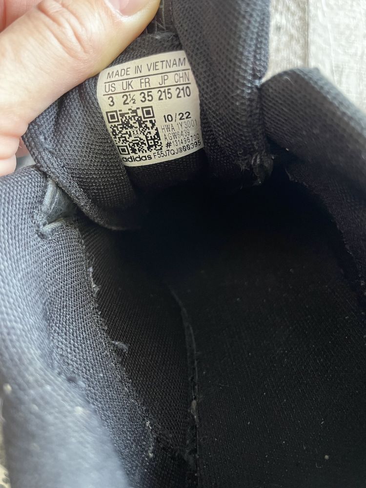 Sneakersy adidas r.35 (22 cm)