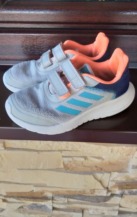 Adidaski rozmiar 32