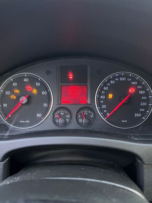 Volkswagen golf 5 plus z gazem