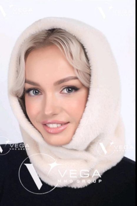 Капор.  Знижена ціна.  Норка. Ангора . Букле.