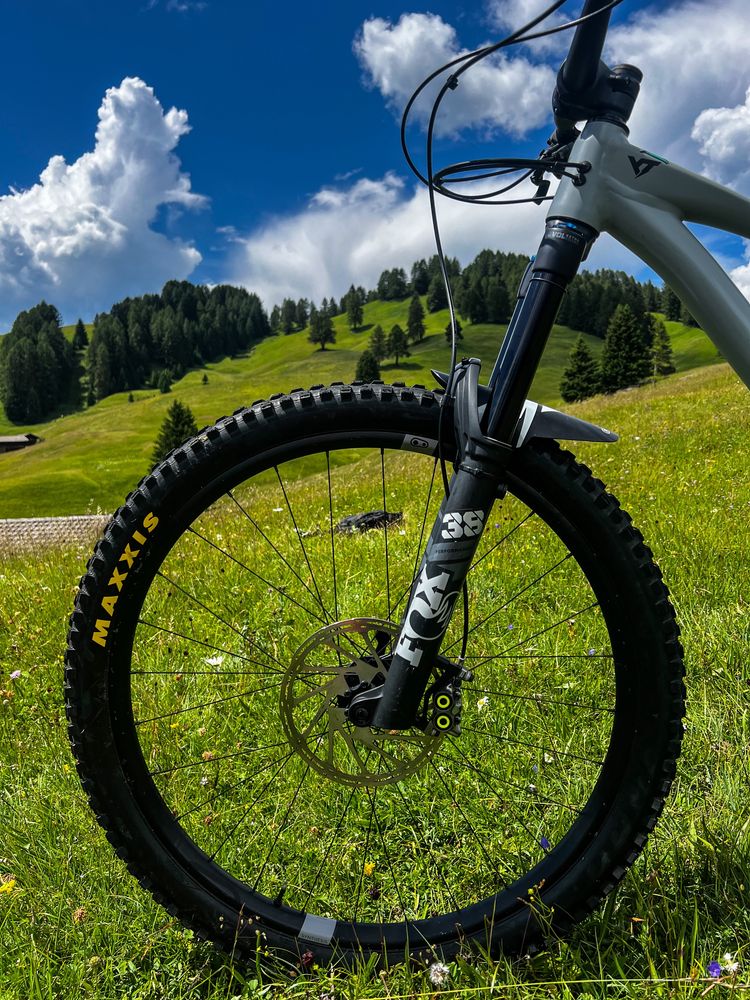 YT Capra AL 2023 L/ Enduro
