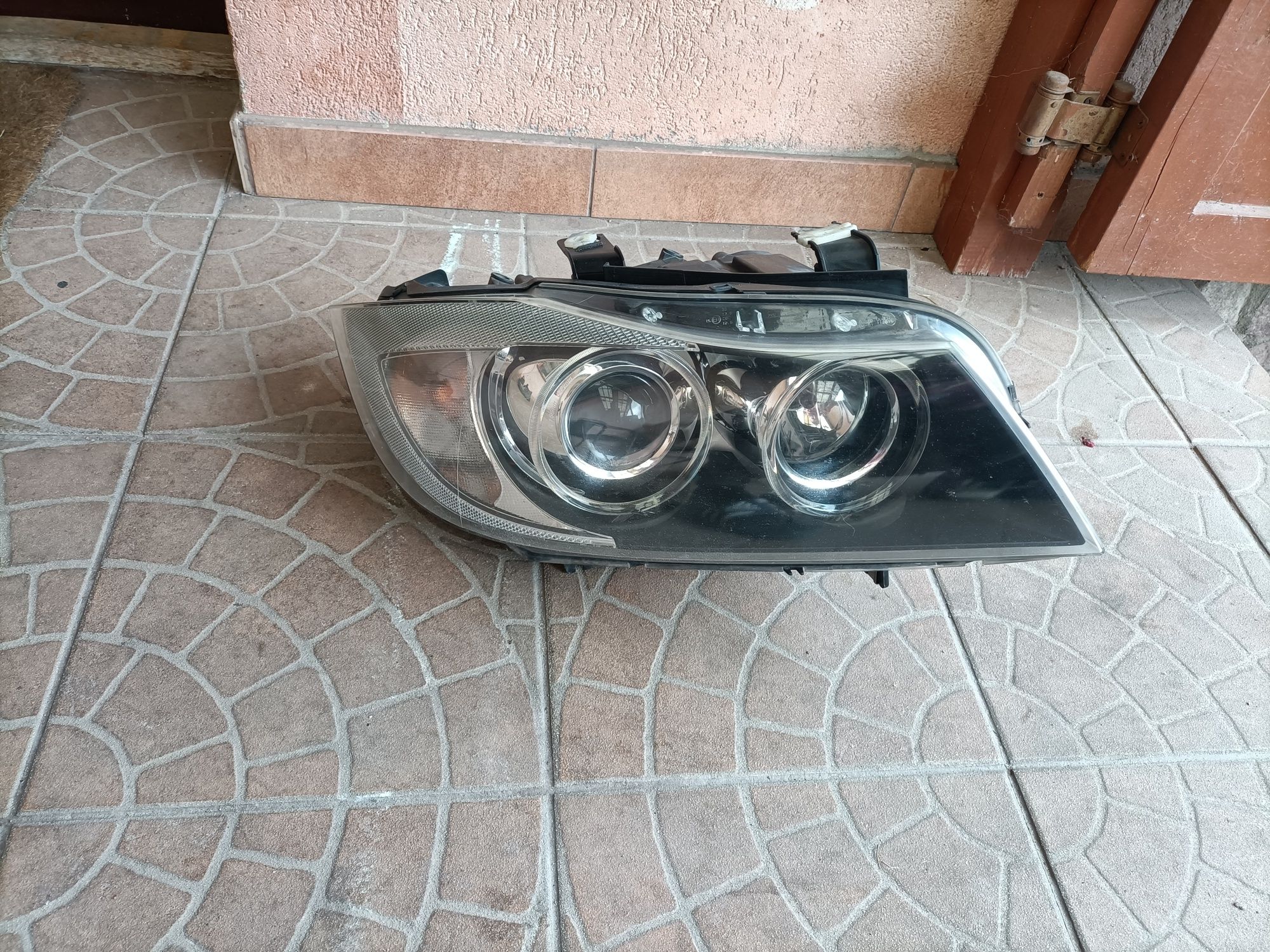 Lampa Xenon BMW E90 Europa kompletna