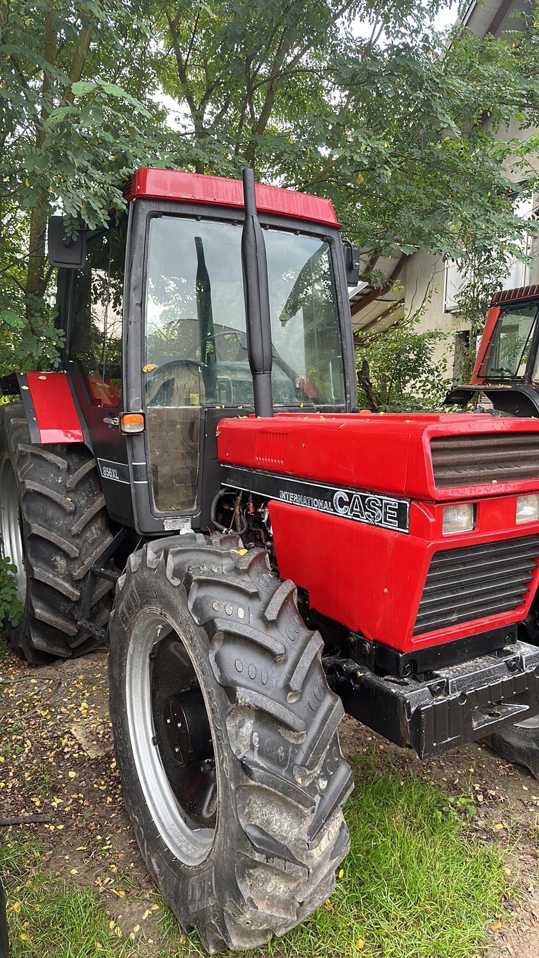 Massey Ferguson 3050,3060,3065,3075 case 956 XL , 5130