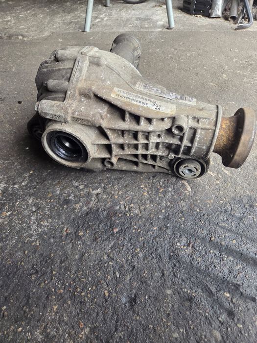 JEEP GRAND CHEROKEE WK2 dyfer most przód 3.45