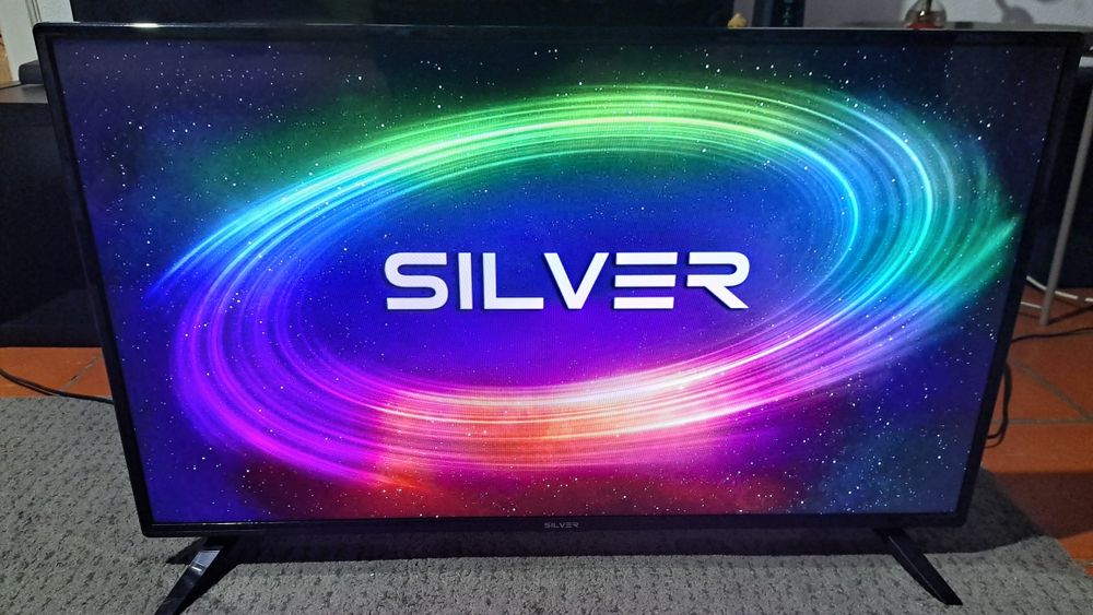 TV Silver 41" - Led HD