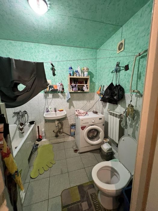 Продаж квартири не подалік Центру.