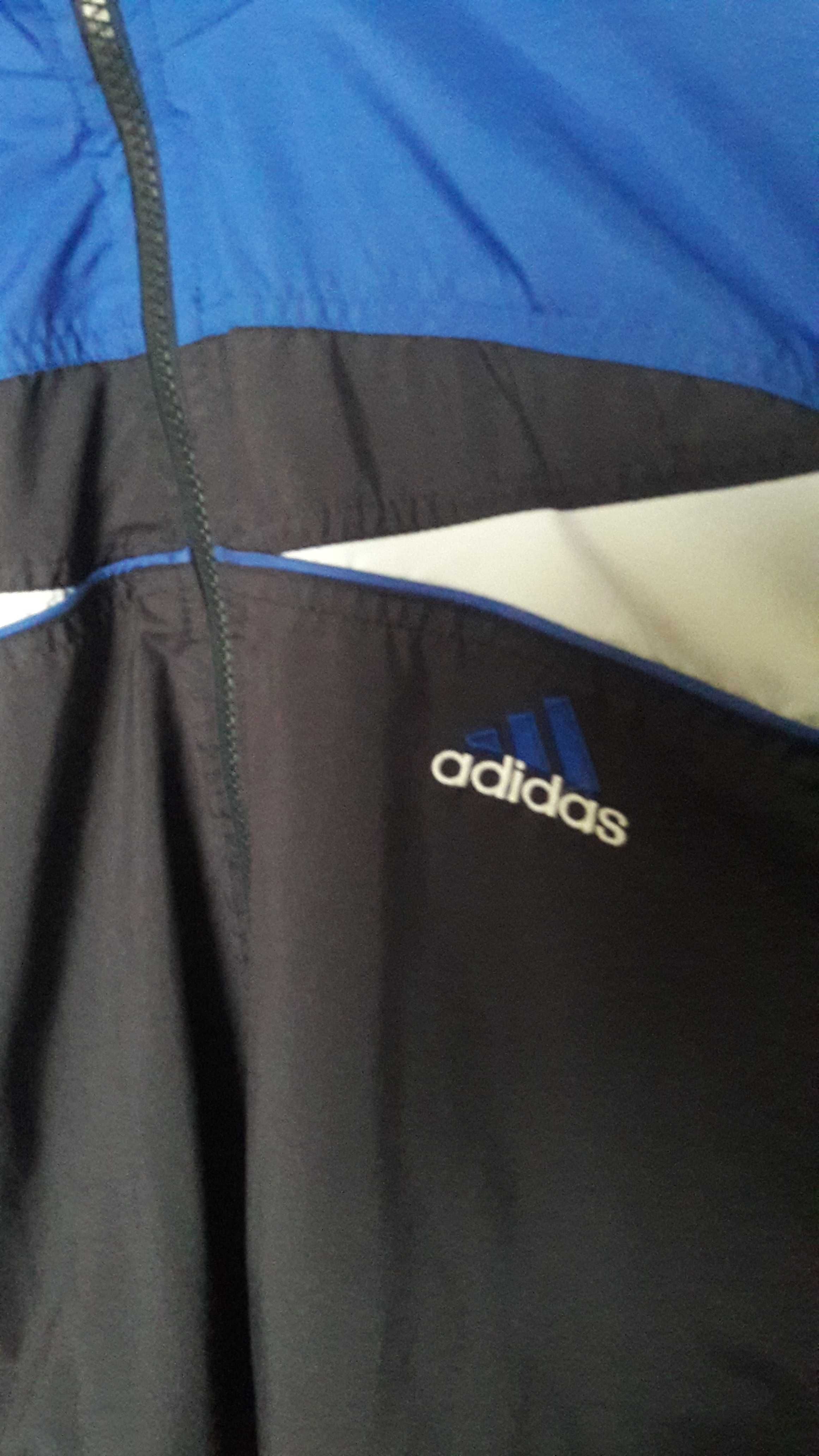 Продам винтажну болоньевую олимпийку Adidas 52-54
