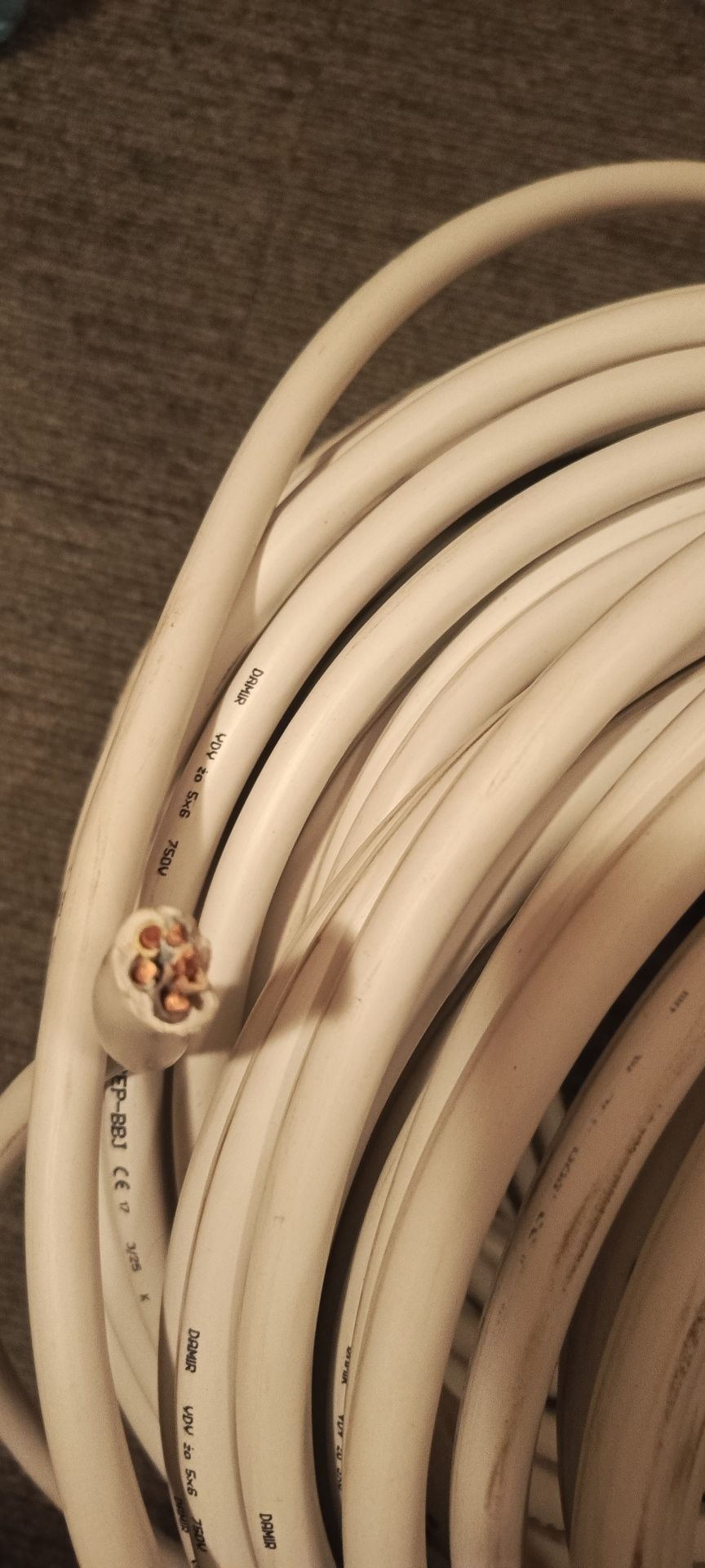 Przewód elektryczny YDY 5x6 750V