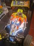 Carro nitro excelente marca.