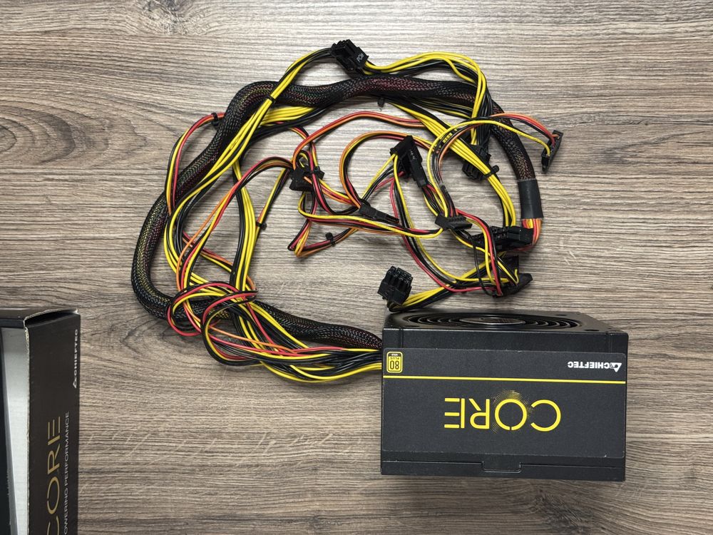Блок живлення Chieftec BBS-600S Core