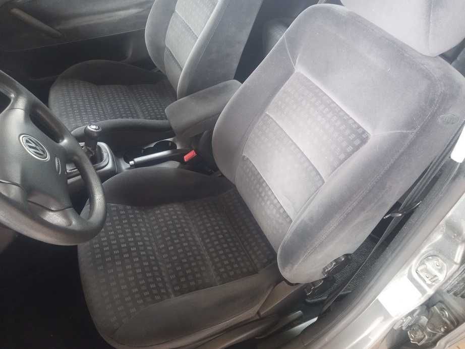 Volkswagen Passat B5 FL 1.6 benzyna MPI jak nowy