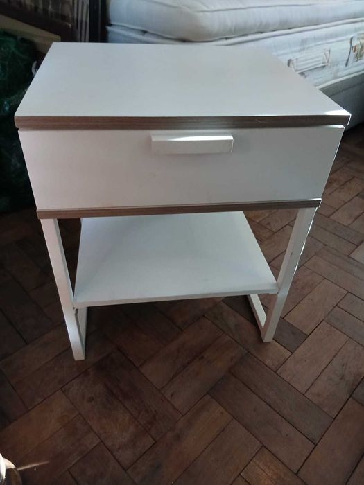 Mesa Cabeceira IKEA Trysil