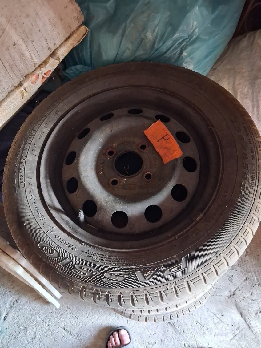 Opony z felgami 185/65R14