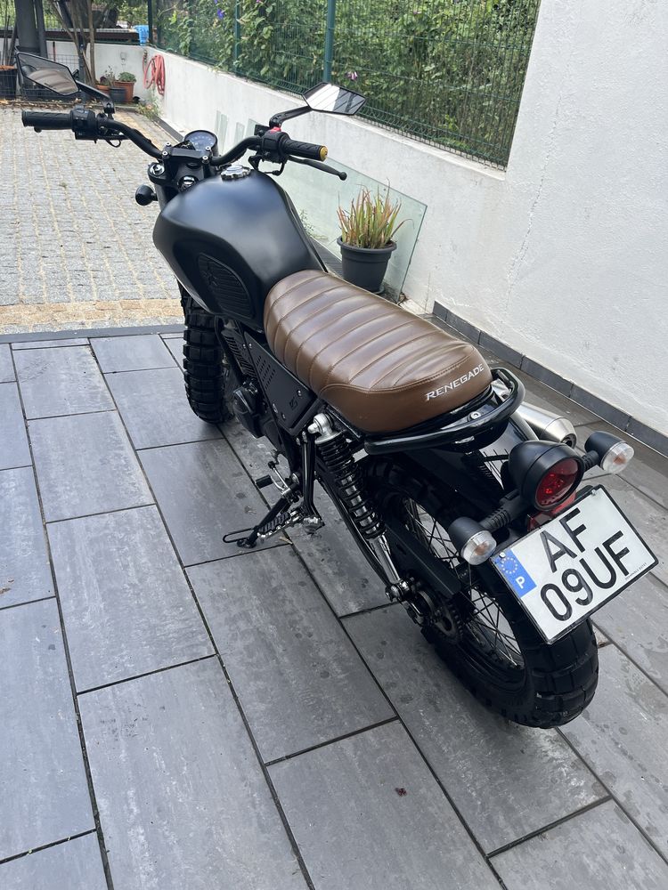 UM scrambler x 125