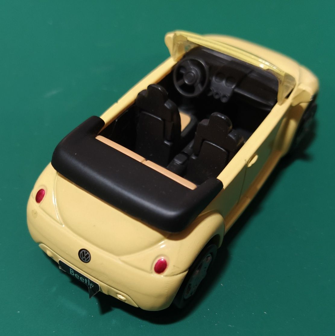 VW Beetle New Ray 1/43