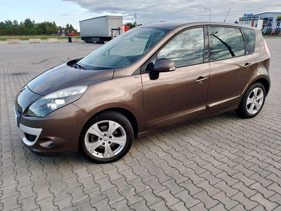 Renault Scenic 1.6 16V Benzyna Przebieg 128000 km Rocznik 2011 - Ładne zadbane autko