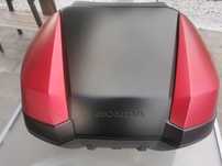 Kufer centralny HONDA FORZA 125    2 modele