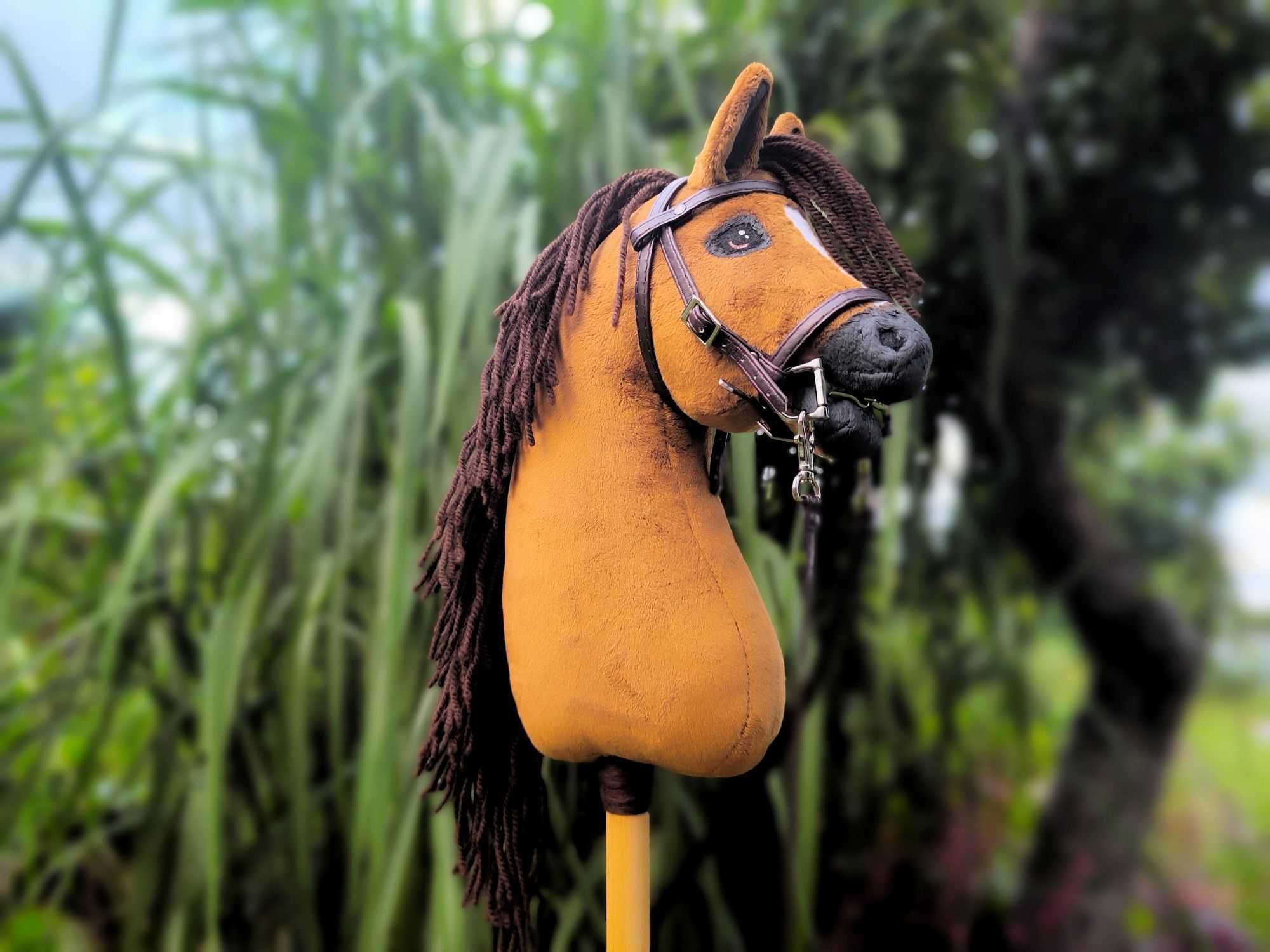 hobby horse mustang kasztanek A4 ogłowie konik na kiju