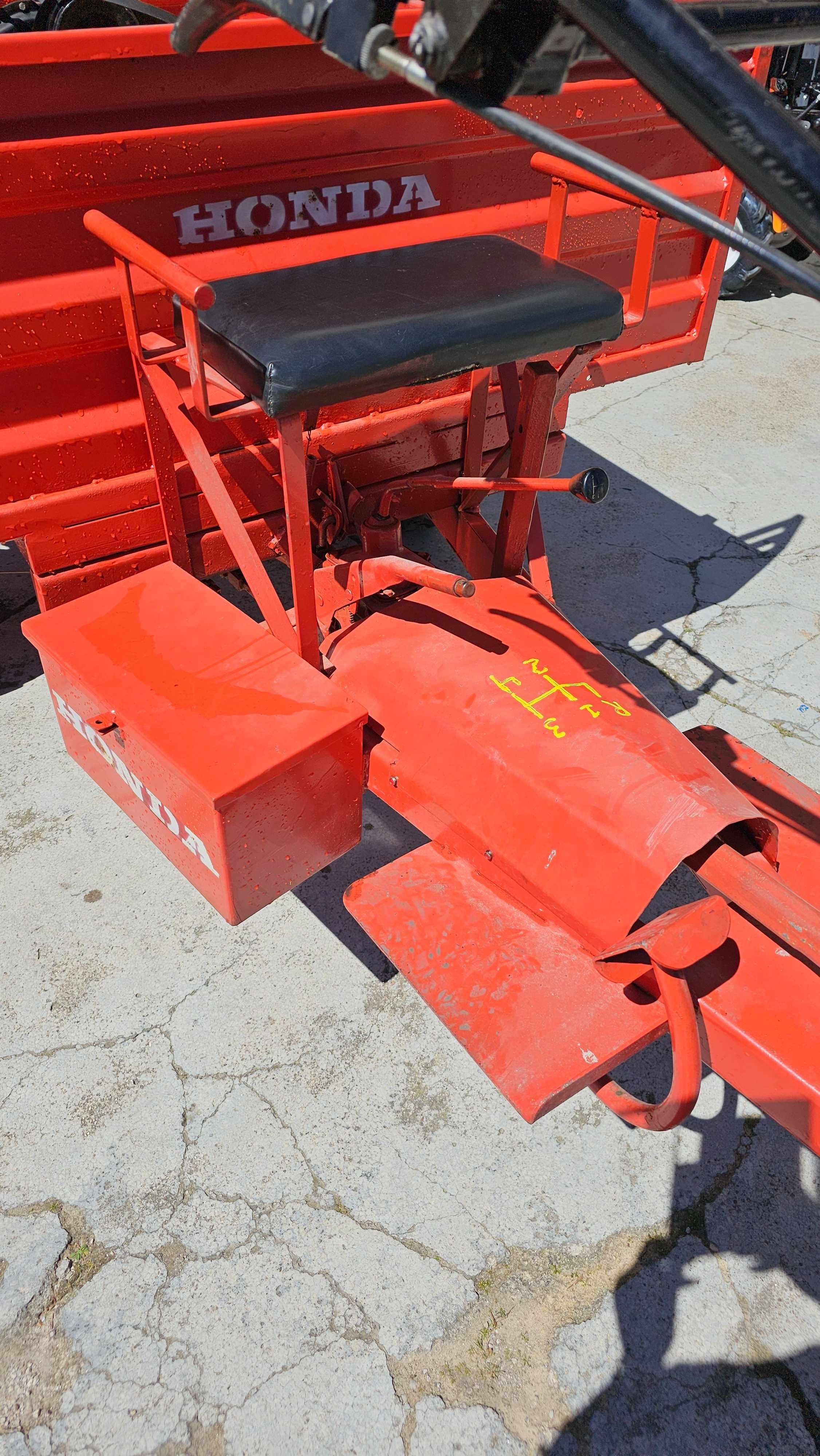 Motocultivador Honda F660 com Reboque