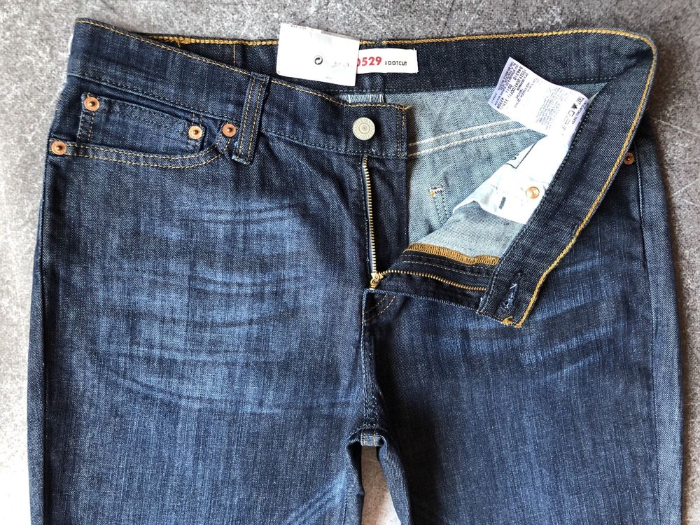 Модні жіночі джинси LEVIS 10529 BOOTCUT оригінал 33х32 XL