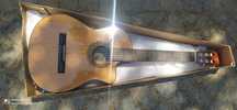 Guitarra clássica eletrificada