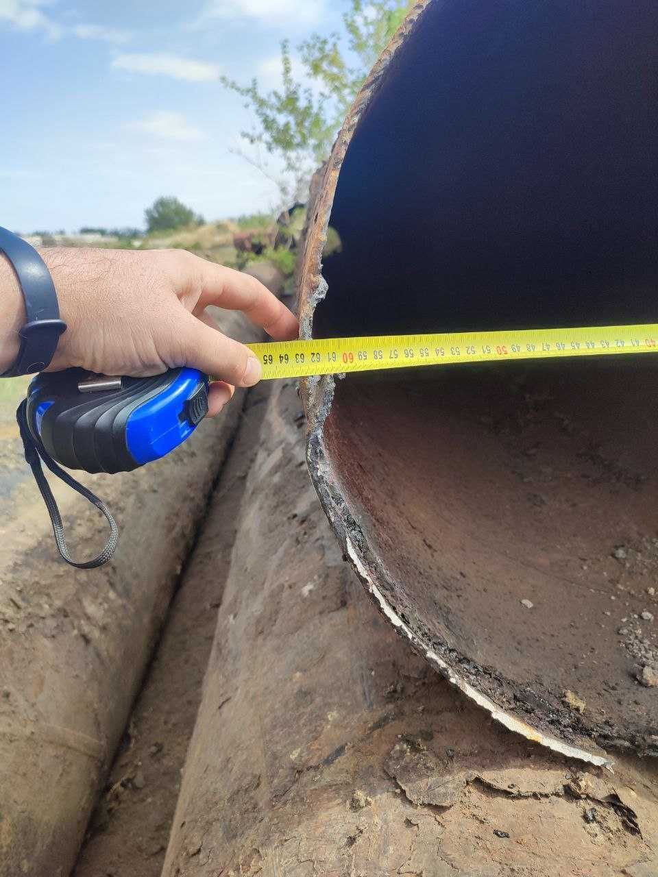 Труби металеві діаметром 530 та 630 мм, товщина стінки 8мм