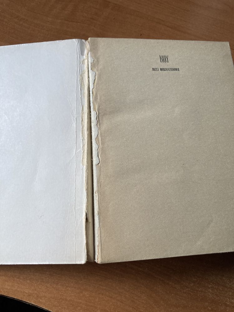 Książka pt,,Trzej muszkieterowie” 1969 rok