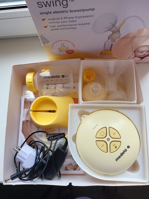 Молоковідсмоктувач Medela swing (працює від мережі або батарейок)