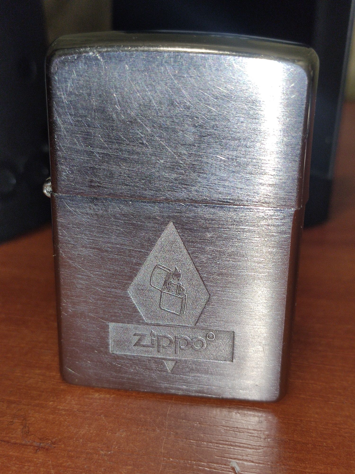 Продам Zippo  зажигалку