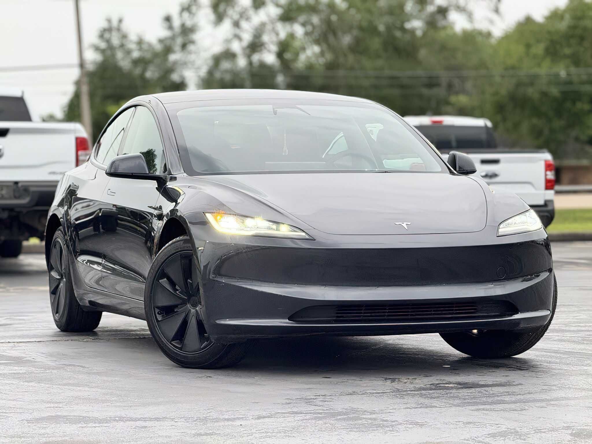 Tesla Model 3 Long Range 2025