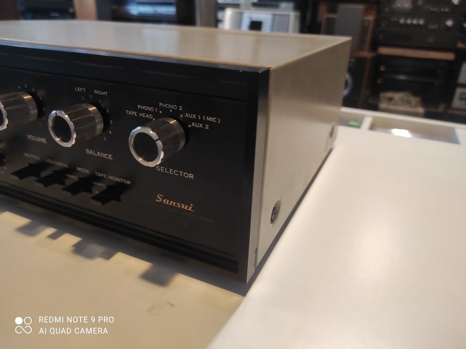 Sansui AU 555 . Wzmacniacz stereo . Stan Super. Gwarancja!