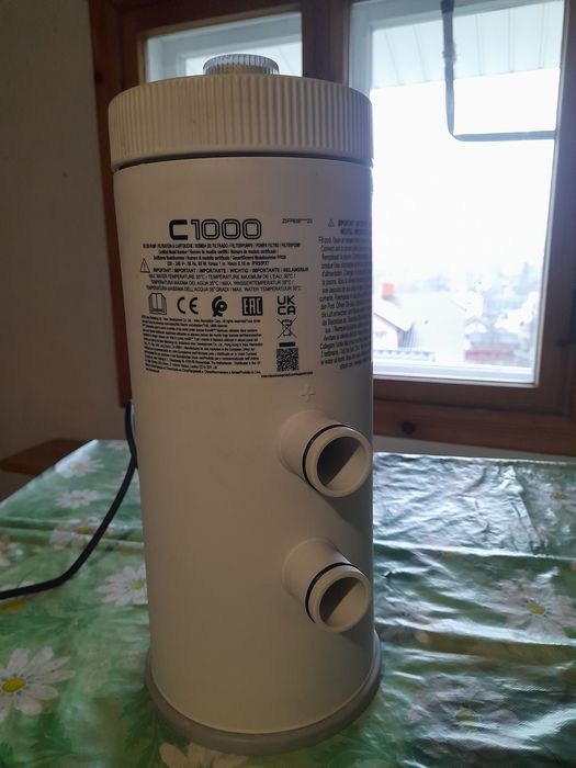 Фільтир насос на 3.8 куб , в ідеальному стані працював один мезон