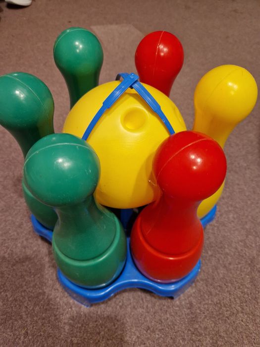 Kręgle plastikowe do zabawy