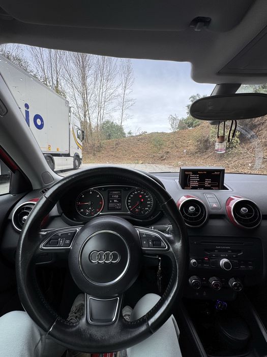 Audi A1 - Semi Novo
