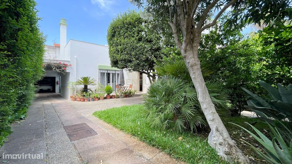 Moradia T5 - Oeiras - Quinta das Palmeiras - 340M2