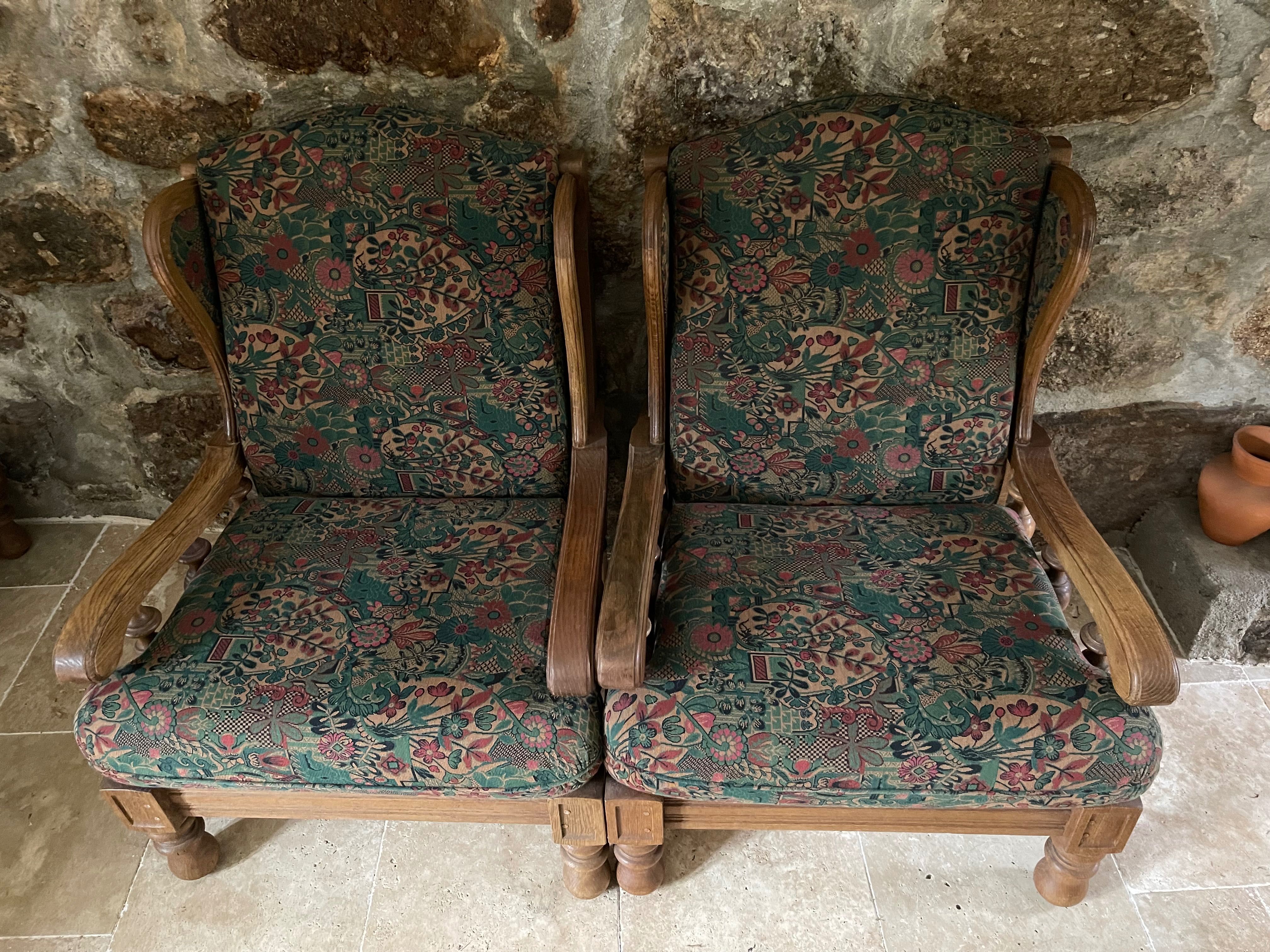 Conjunto de três sofás